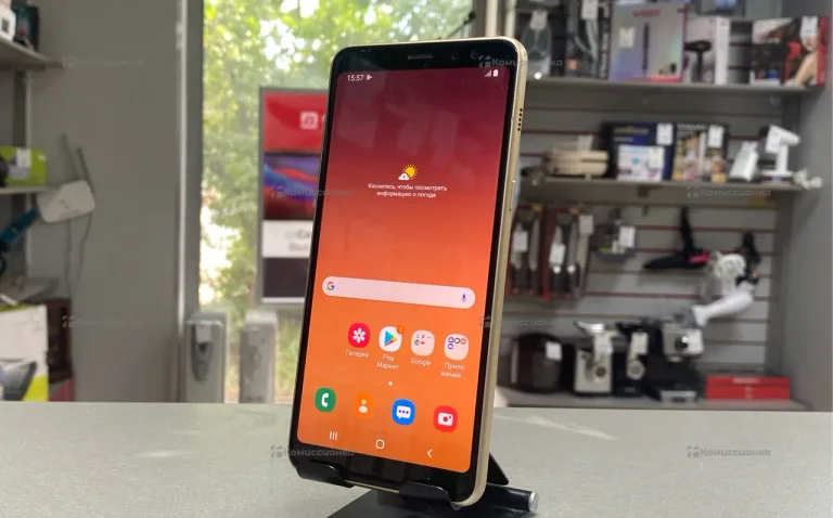 Samsung Galaxy A8 (2018) 4/32Gb