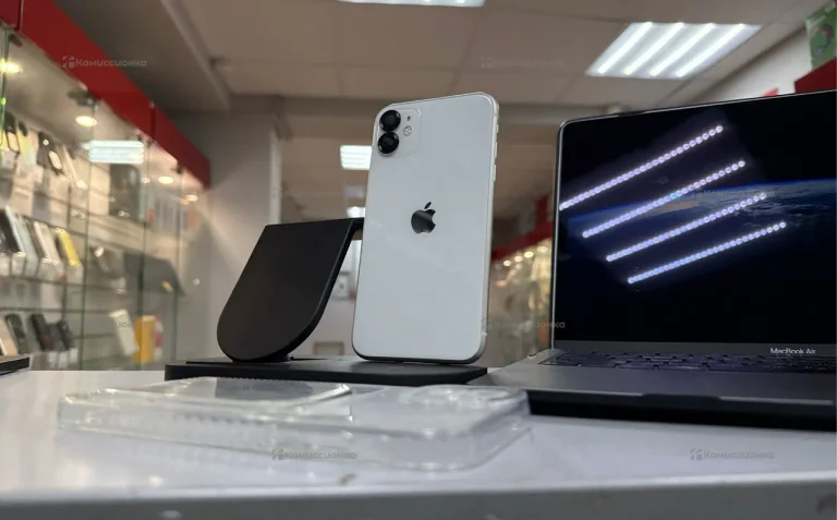 Apple IPhone 11 64Gb