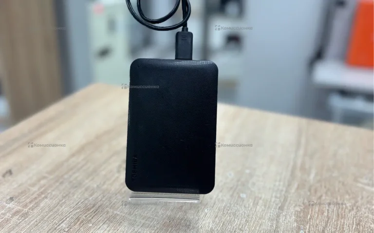 Внешний жесткий диск  1Tb
