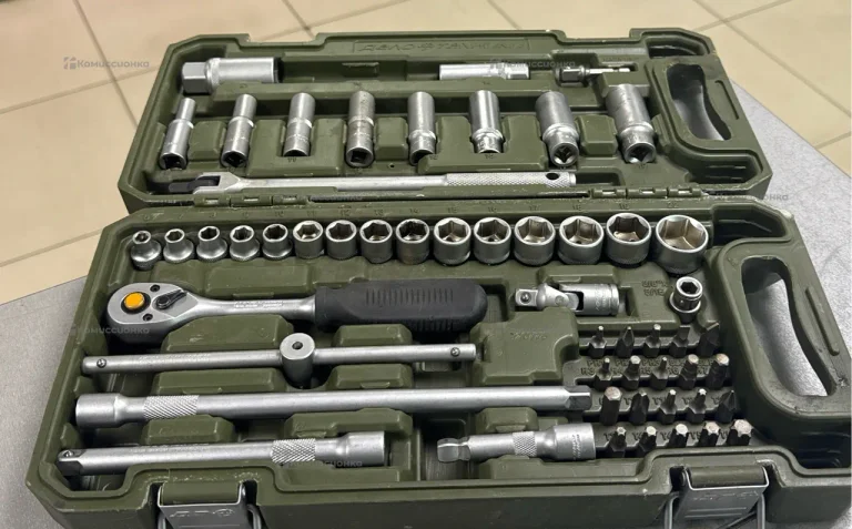 Набор инструмента 55 предметов Дело Техники 610755