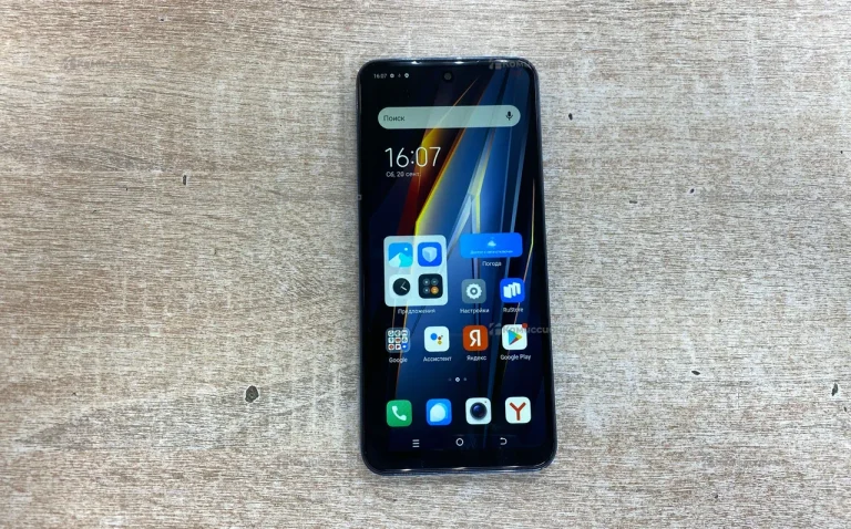 Tecno Pova Neo 2 4/64 ГБ