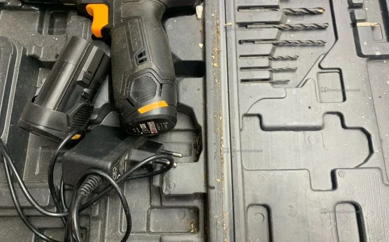 CCD12DU3 шуруповерт деко