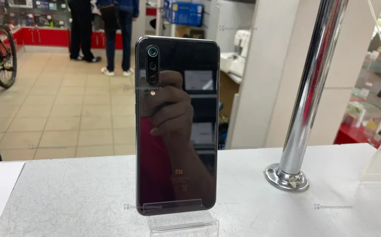 Xiaomi Mi 9 SE 6/64Gb