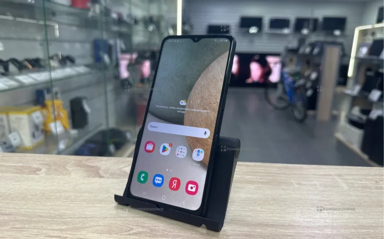 Samsung Galaxy A12 3/32 ГБ