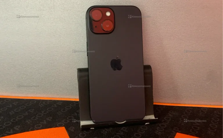 Apple iPhone 15 6/128 ГБ