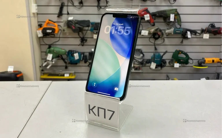 Apple iPhone 13 4/256 ГБ