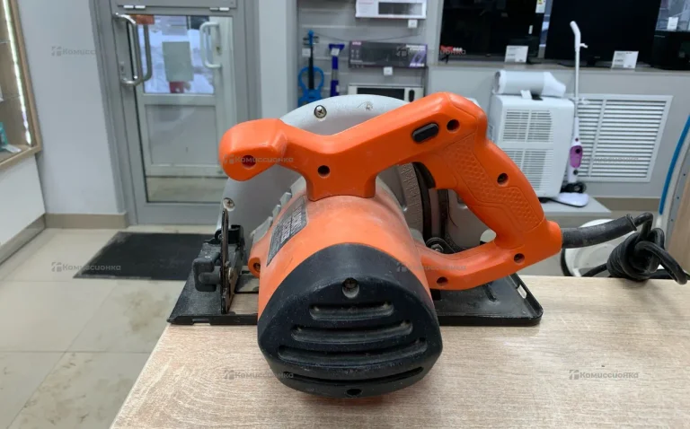 Циркулярная пила black & decker cd601