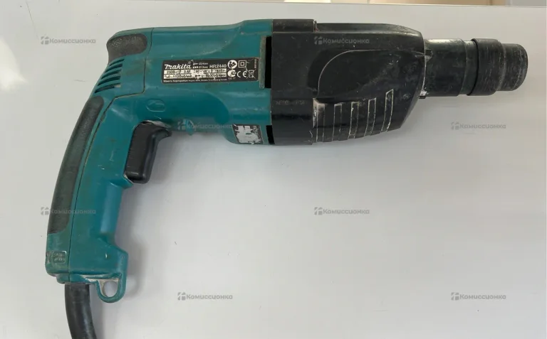 Перфоратор makita HR2440