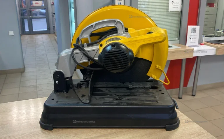 Монтажная пила DeWALT D28730