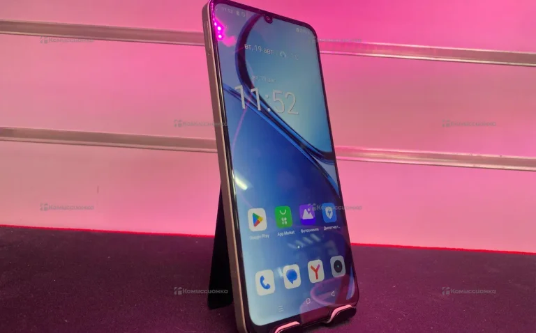 Realme C63 8/256Gb