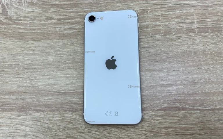 Apple iPhone SE (2022) 4/128 ГБ