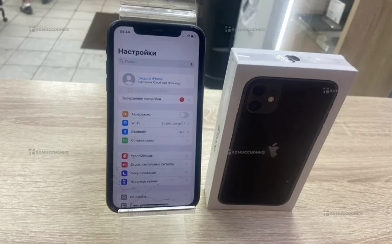 Apple iPhone 11 4/64 ГБ