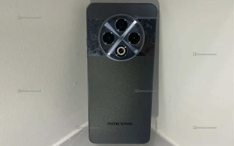 Tecno Spark 30 8/128Gb