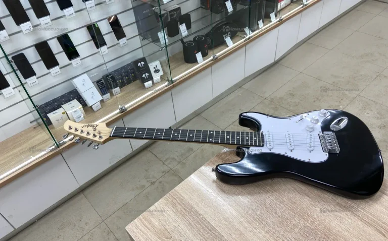 Электрогитара Rocket