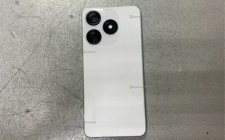 Tecno Spark 10 8/128 ГБ