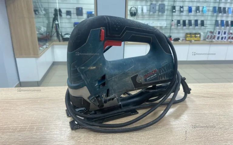 Лобзик Bosch GST 850