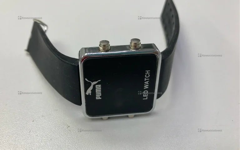 Часы Puma led Watch