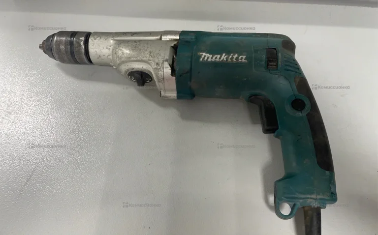 Дрель Makita HP2071