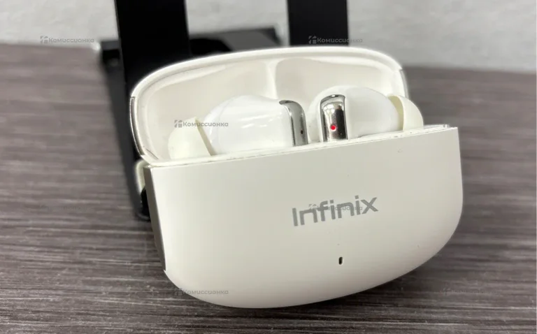 Наушники Infinix Buds NC XE28