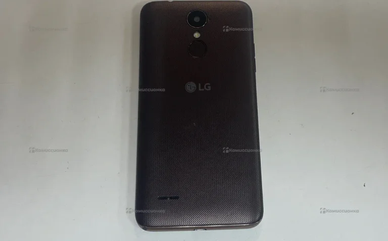Телефон LG-X230