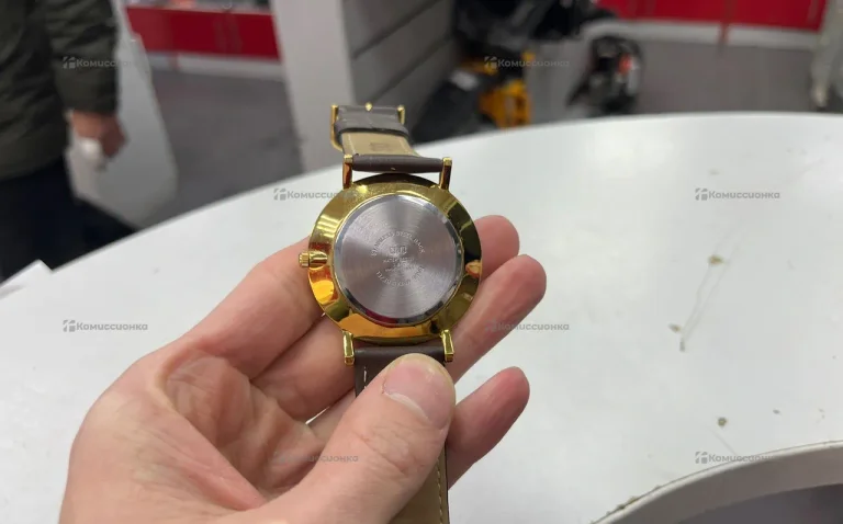 Часы  Q&Q Water Resist