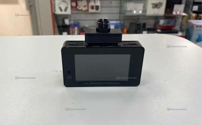 Видеорегистратор  Ibox icon laservision wifi signa
