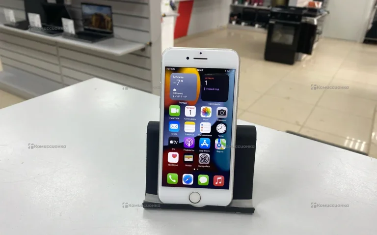 Apple iPhone 7 2/32 ГБ