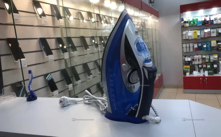 Утюг DEXP CE2600s