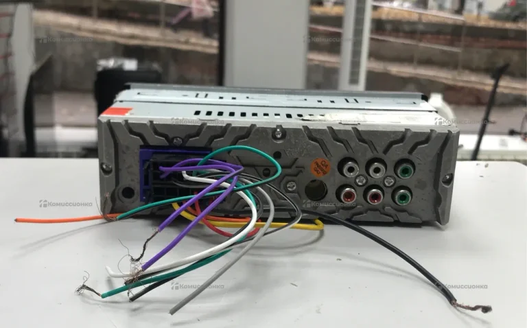 Автомагнитола  Pioneer mvh-767mbt