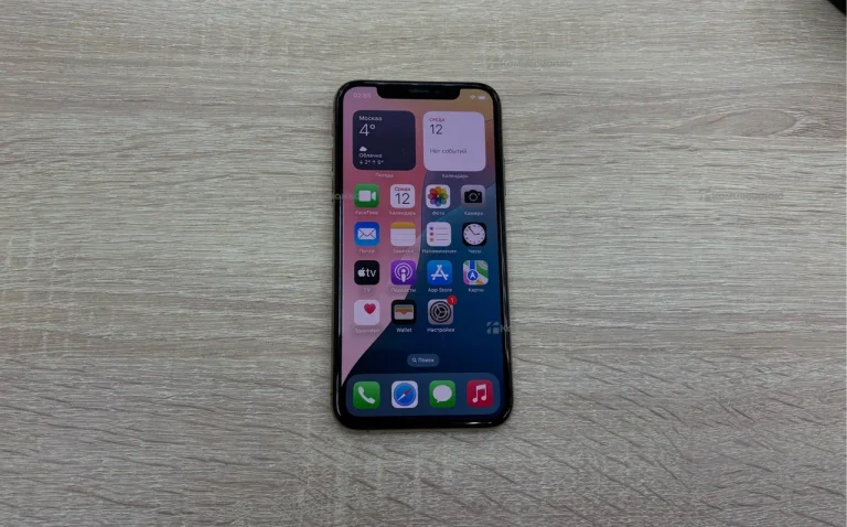 Apple iPhone XS 4/256 ГБ