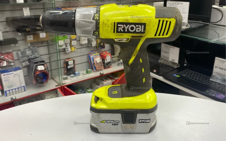 Шуруповерт Ryobi P203