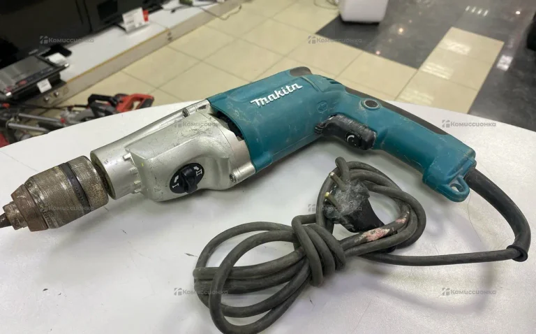 Дрель makita DP4011