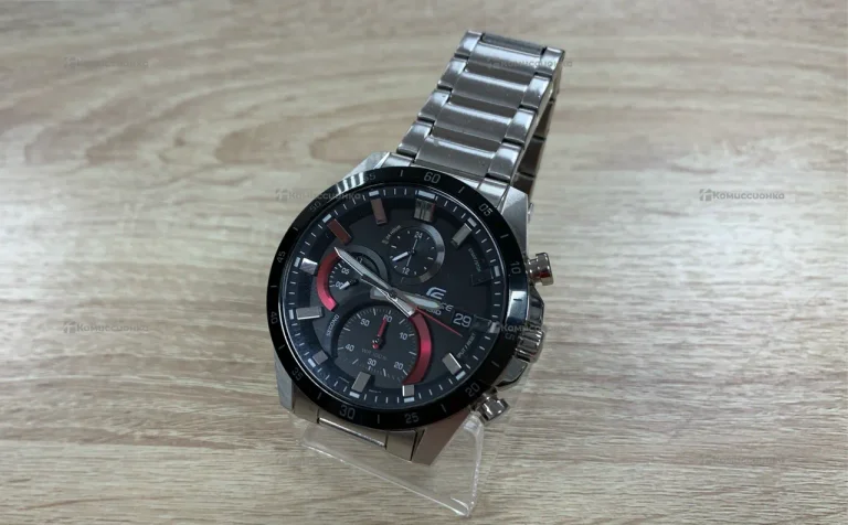 Часы  Casio Edifice EFR-571 DW