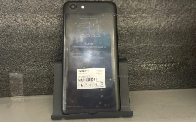Oppo A83 6/128 ГБ