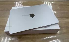 Apple MacBook Air 13 M2 8/256