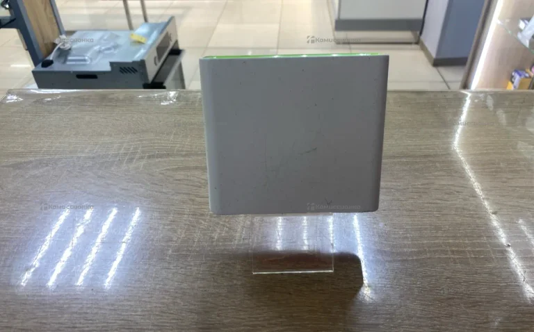 Power Bank  белый