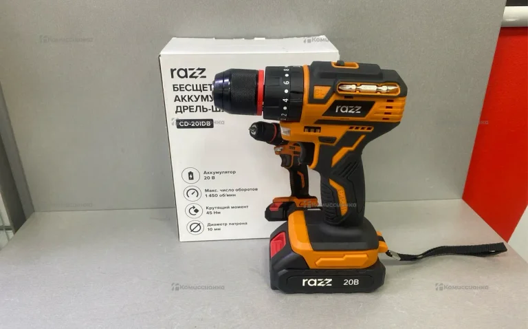 Шуруповерт бесщеточный Razz CD-20IDB