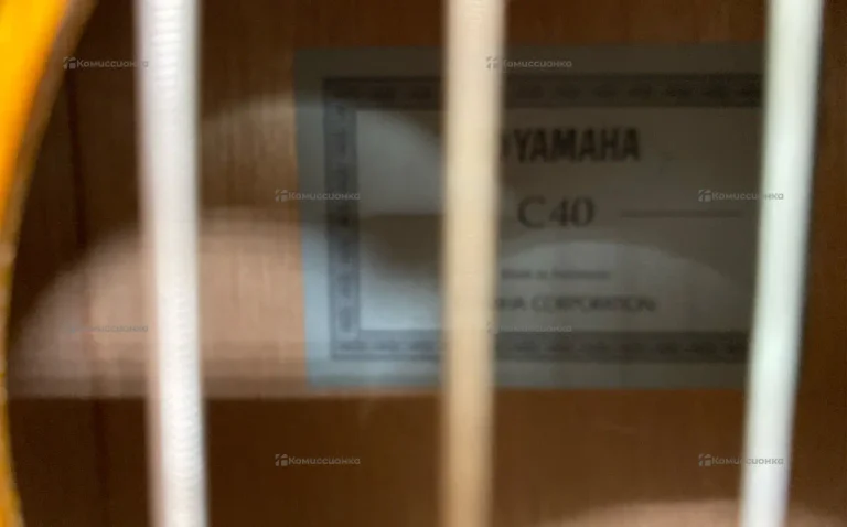 Гитара YAMAHA C40