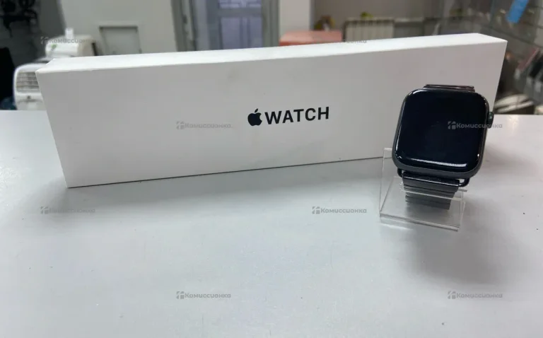 Часы  Apple Watch SE 2020 44mm