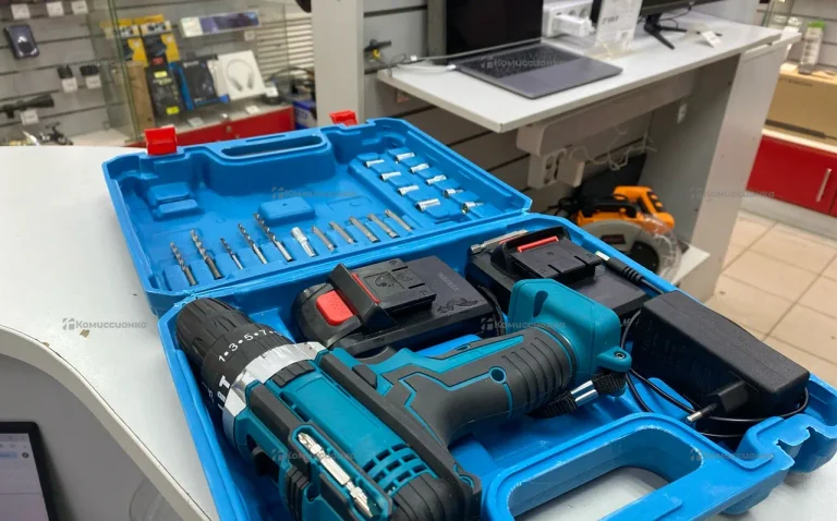 Шуруповерт Makita реплика