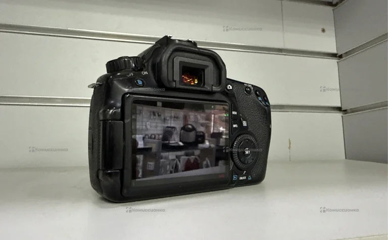 Фотоаппарат  Canon EIS60D