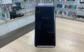 Samsung Galaxy A10 3/32 ГБ
