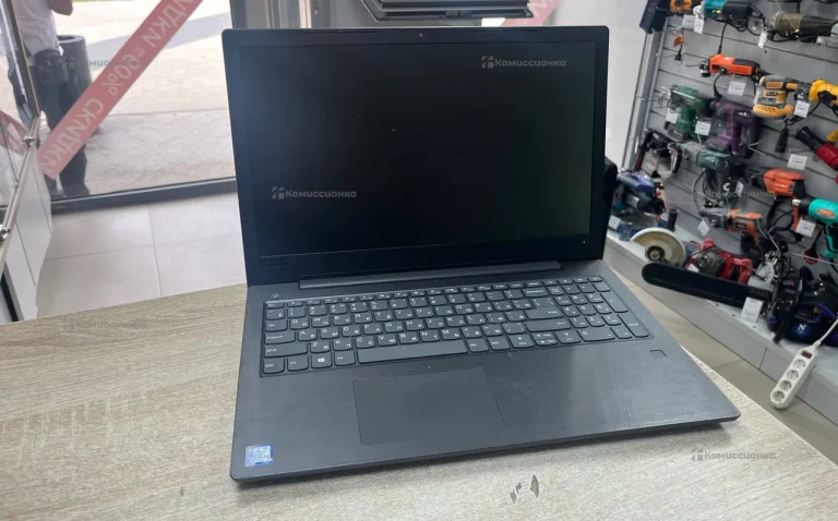 Ноутбук Lenovo V330-15IKB
