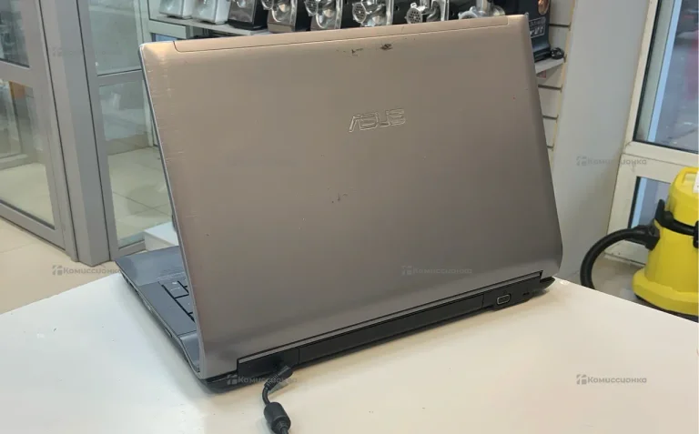 Ноутбук  Asus N53S