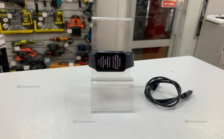 Часы Samsung Galaxy Fit 3