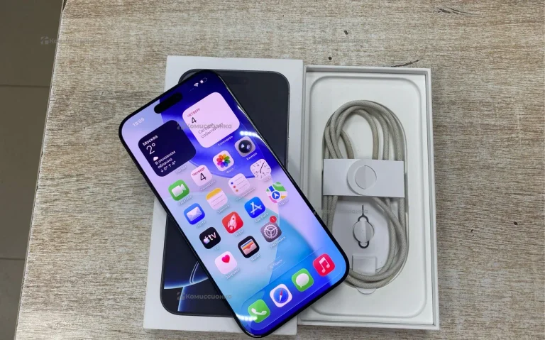 Apple iPhone 16 Pro Max 8/256 ГБ