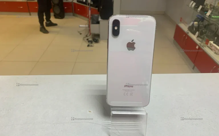 Apple iPhone XS 4/64 ГБ