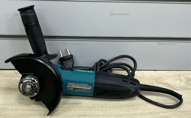 УШМ makita GA5030