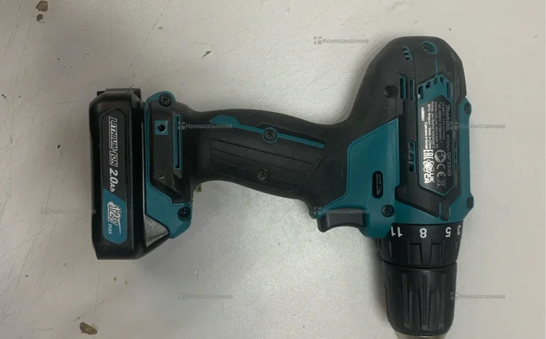 Аккумуляторная дрель-шуруповерт Makita DF333DWAE