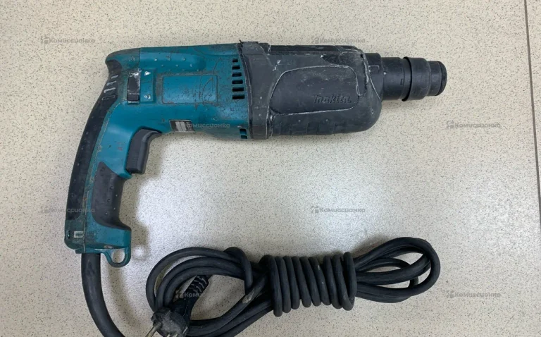 Перфоратор makita HR2470